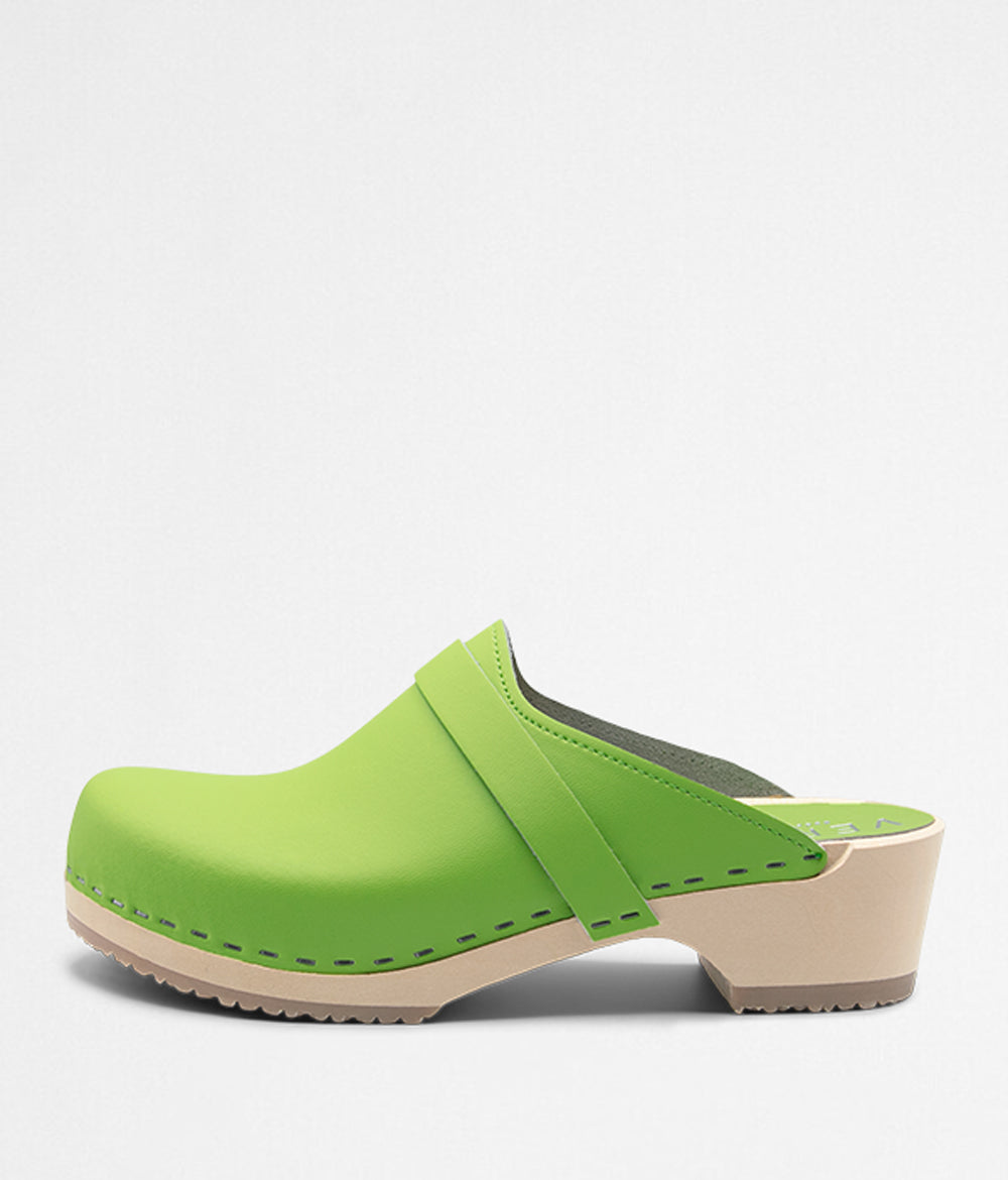 Queen Green handmade wooden clogs